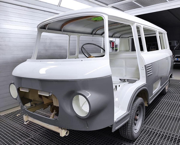 Barkas Lakierung